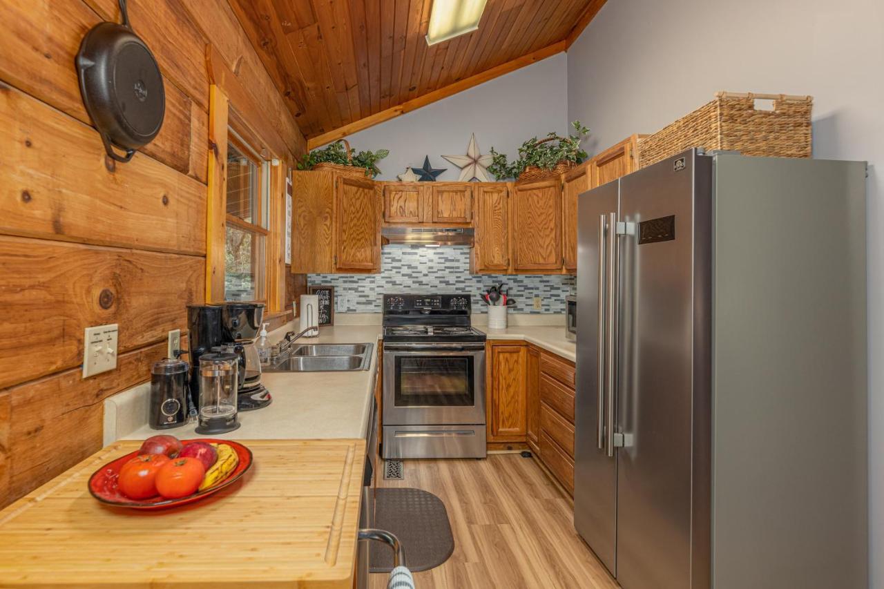 Firefly Hollow Cabin - Smoky Mountains - Soaky Mountain Water Park - Sevierville Convention Center Pigeon Forge Zewnętrze zdjęcie